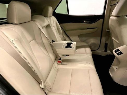 Used 2022 Buick Envision Essence w/ Safety Package image 23