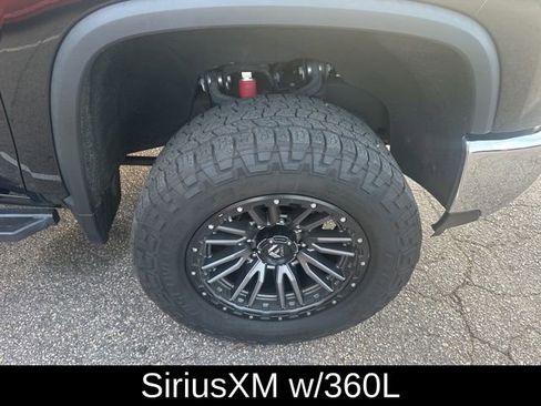 Used 2024 Chevrolet Silverado 3500 LT image 10