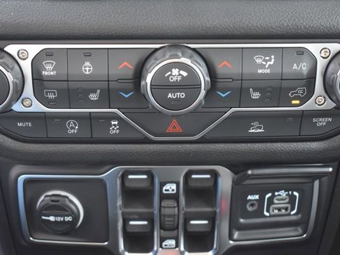 New 2026 Jeep Gladiator Sport image 23