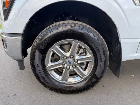 Used 2025 Ford F150 Lariat w/ FX4 Off-Road Package image 10