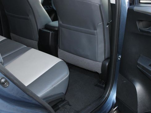 Used 2014 Toyota RAV4 Limited image 40