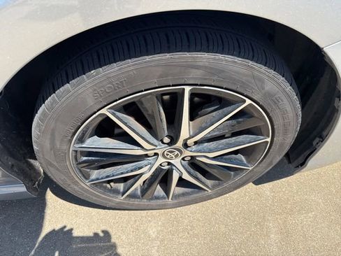 Used 2024 Toyota Camry SE w/ Convenience Package FWD image 10