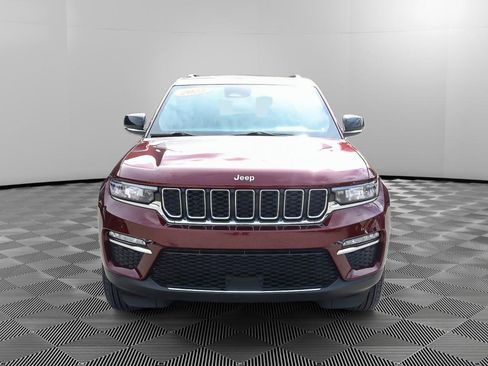 Used 2025 Jeep Grand Cherokee Limited w/ Trailer Tow Package AWD/4WD image 10