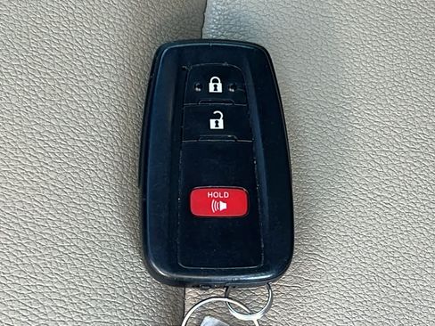 Used 2023 Toyota 4Runner SR5 Premium w/ Moonroof Package AWD/4WD image 29
