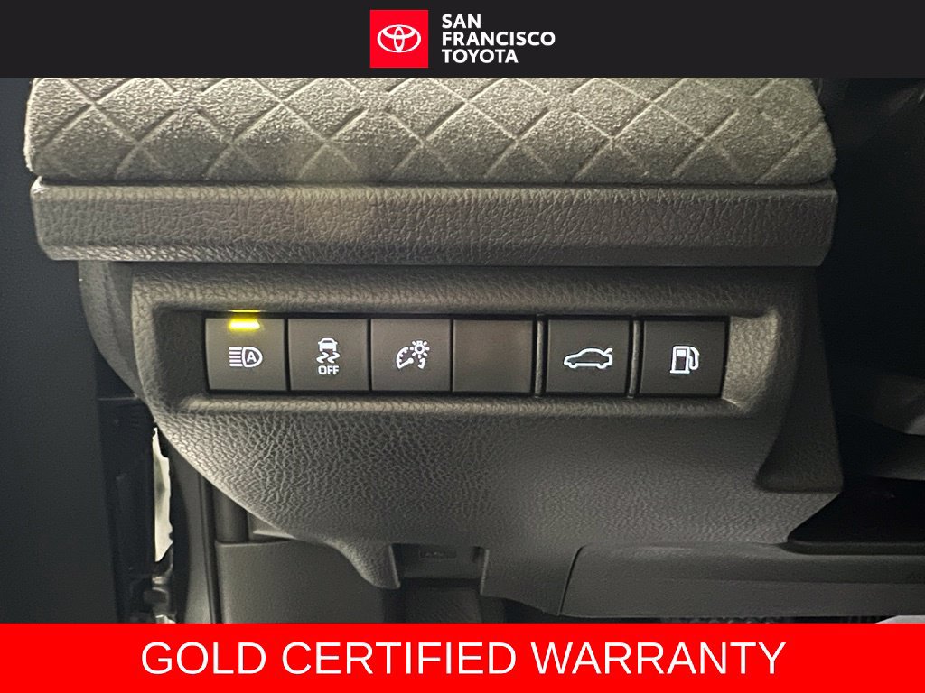 Certified 2026 Toyota Camry XLE FWD image 34
