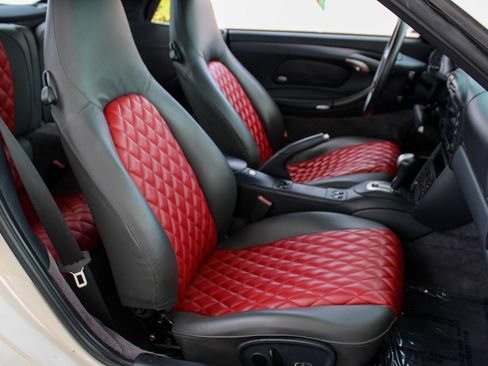 Used 2000 Porsche 911 Cabriolet image 18