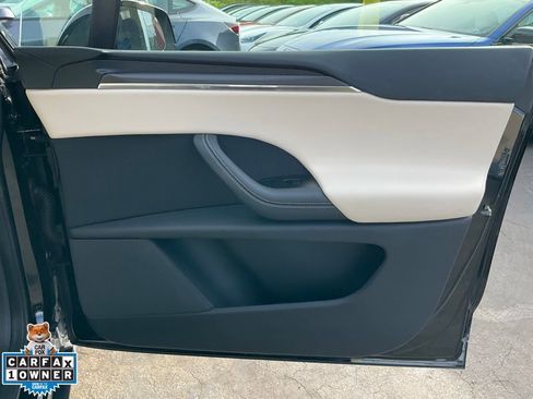 Used 2023 Tesla Model X Plaid image 81
