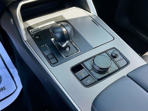 Used 2024 MAZDA CX-90 Plug-In Hybrid w/ Premium Pkg image 16