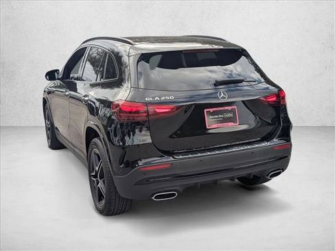 Certified 2025 Mercedes-Benz GLA 250 image 8