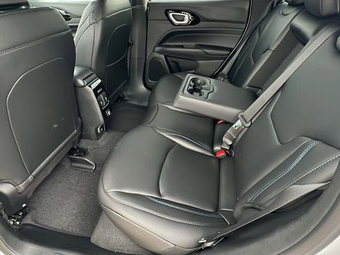 New 2026 Jeep Compass Limited image 24