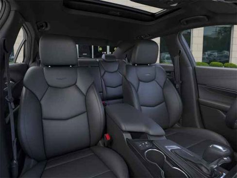 Used 2025 Cadillac CT4 Luxury image 16