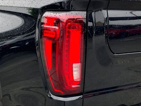 Used 2024 GMC Sierra 1500 SLT w/ SLT Convenience Package image 25