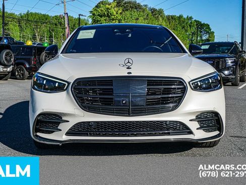 Used 2023 Mercedes-Benz S 500 4MATIC w/ AMG Line image 9