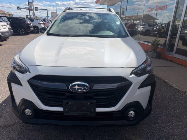 Used 2023 Subaru Outback Premium AWD/4WD image 2