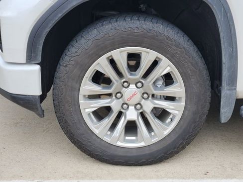 Used 2024 GMC Sierra 1500 Denali AWD/4WD image 10