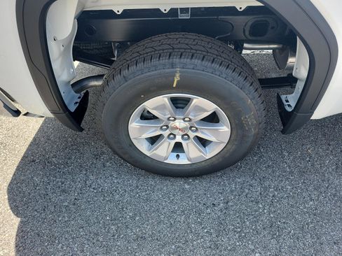 New 2026 GMC Sierra 1500 Pro w/ Pro Value Package image 4