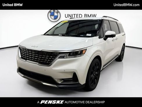 Used 2023 Kia Carnival SX Prestige FWD image 1