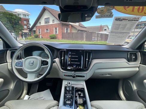 Used 2019 Volvo XC60 T8 Inscription w/ Advanced Package AWD/4WD image 12