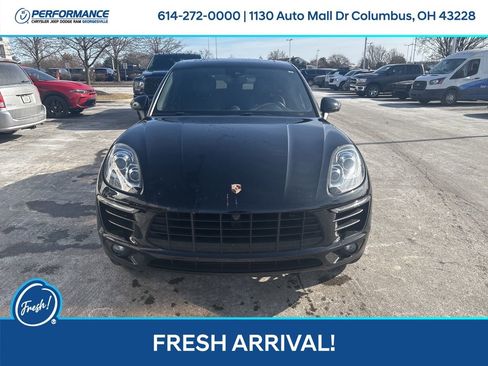 Used 2017 Porsche Macan Base image 9