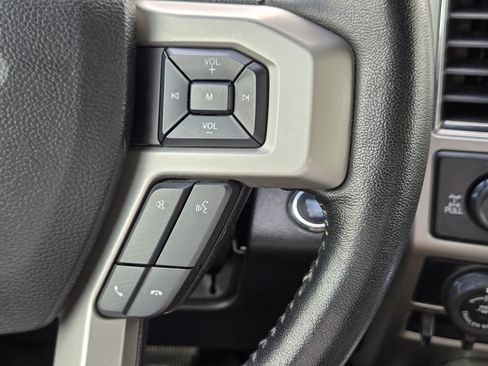 Used 2019 Ford F150 Lariat AWD/4WD image 27