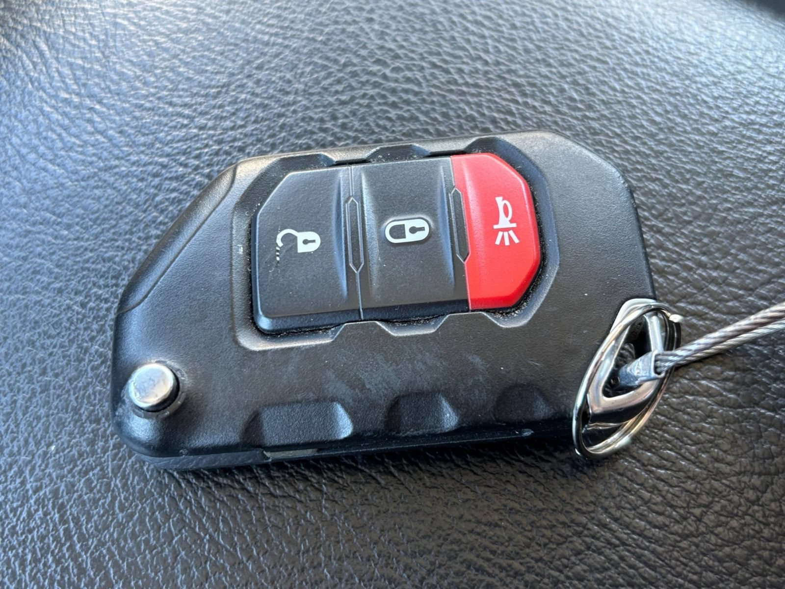 Used 2025 Jeep Wrangler Unlimited Sport AWD/4WD image 20