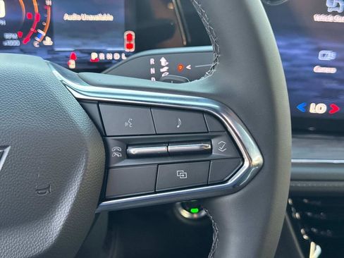 New 2025 Chevrolet Suburban LS image 19