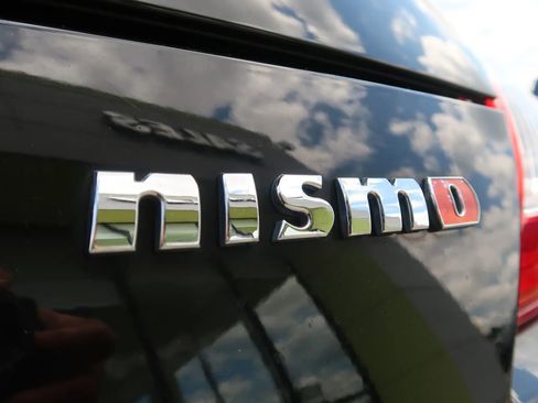 Used 2019 Nissan 370Z NISMO RWD image 39