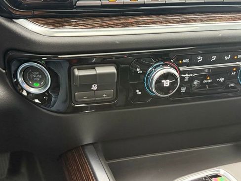 New 2026 GMC Sierra 1500 Elevation w/ Elevation Premium Package AWD/4WD image 31