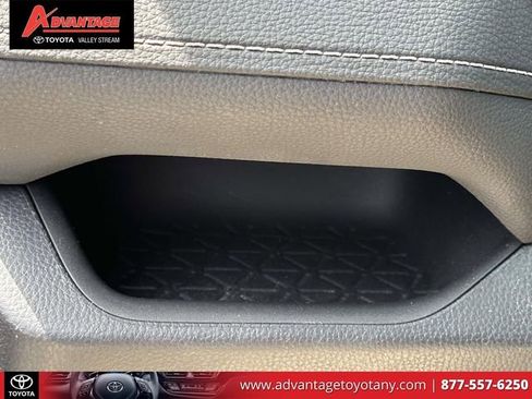 Certified 2024 Toyota RAV4 LE AWD/4WD image 23