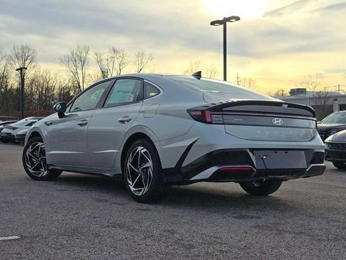 New 2026 Hyundai Sonata SEL FWD image 13