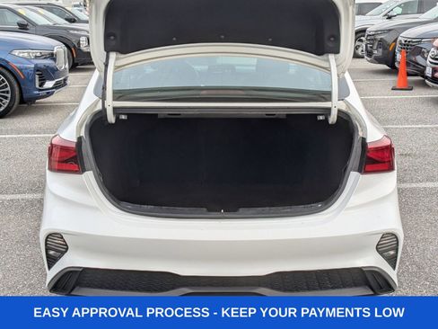 Used 2023 Kia Forte LXS image 5