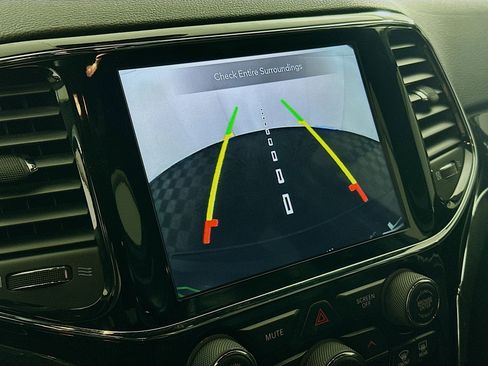 Used 2020 Jeep Grand Cherokee Trailhawk w/ Trailhawk Luxury Group image 23