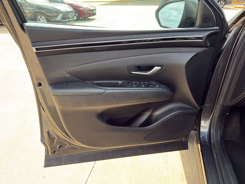 Used 2023 Hyundai Tucson SEL w/ Convenience Package FWD image 9