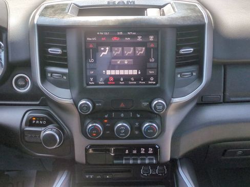 Used 2019 RAM 1500 Big Horn RWD image 16