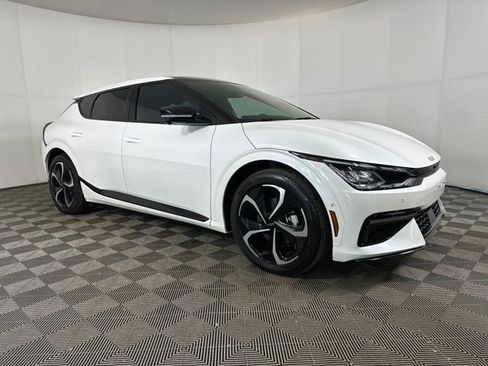 Used 2023 Kia EV6 GT-Line w/ GT-Line Suede Seat Package image 2