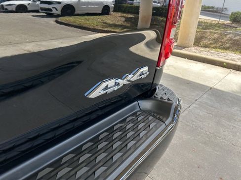 Used 2024 RAM 2500 Laramie image 21