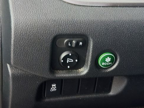 Used 2017 Honda Pilot EX-L image 16