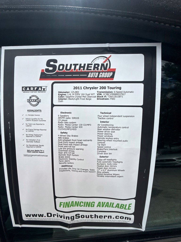 Used 2011 Chrysler 200 S FWD image 10