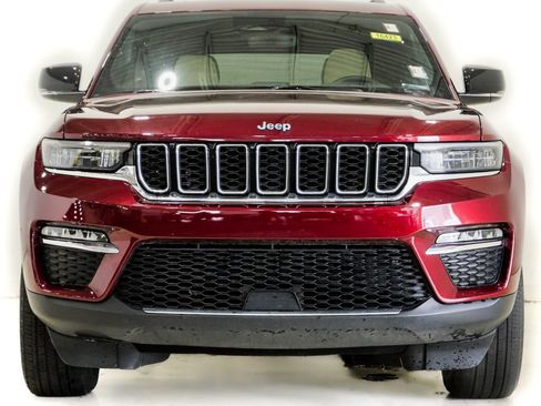 Used 2022 Jeep Grand Cherokee Limited 4xe image 2