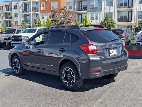 Used 2017 Subaru Crosstrek 2.0i Premium AWD/4WD image 7