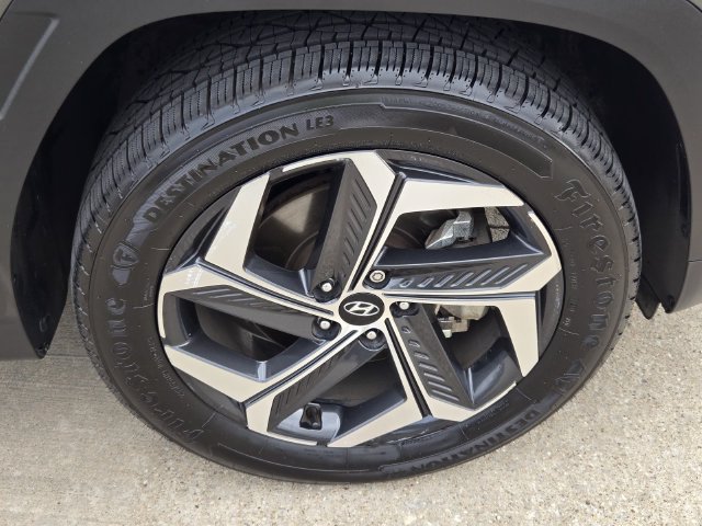 Used 2022 Hyundai Tucson Limited AWD/4WD image 6