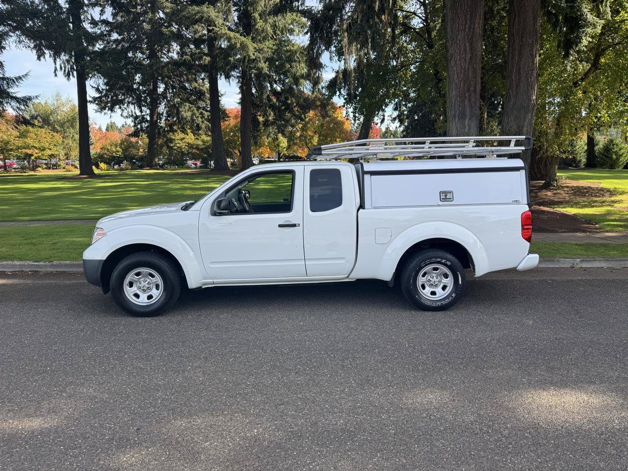 Used 2017 Nissan Frontier S RWD image 2