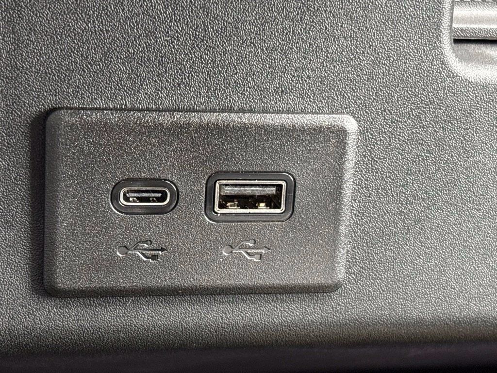 Used 2026 Chevrolet Silverado 1500 LTZ AWD/4WD image 14
