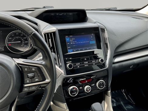 Used 2019 Subaru Forester Premium AWD/4WD image 9