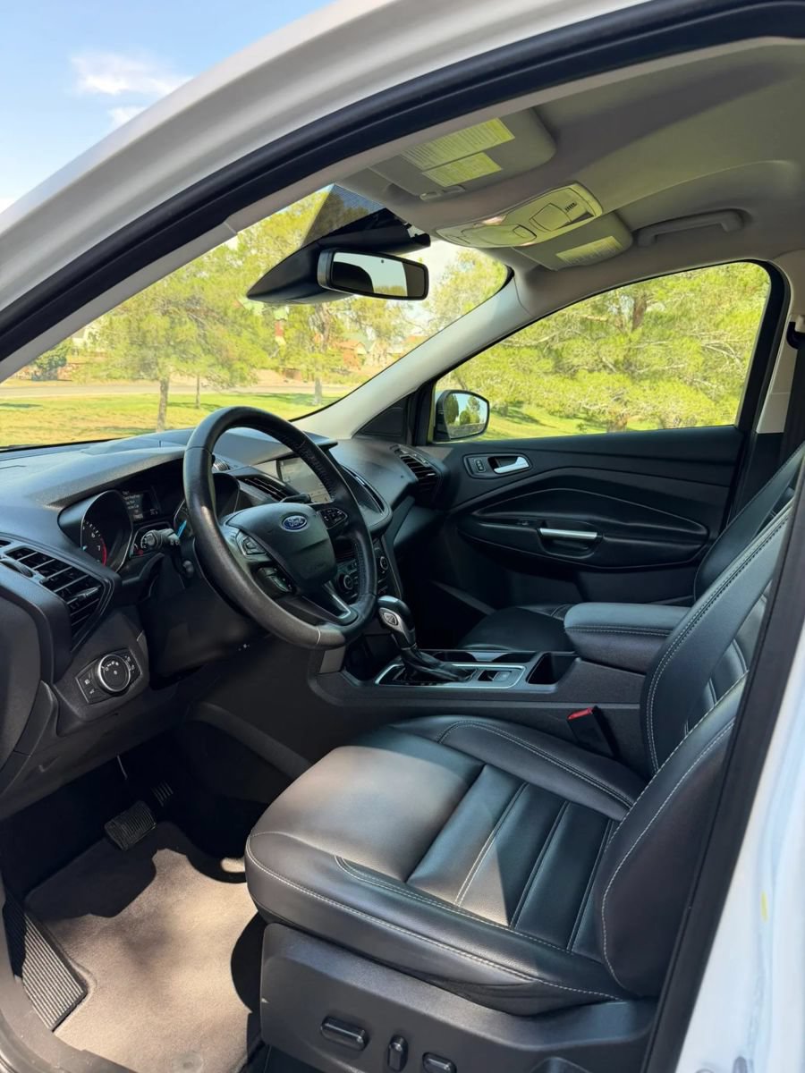 Used 2019 Ford Escape SEL FWD image 9