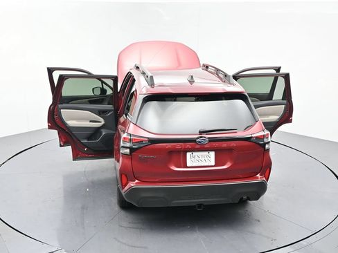 Used 2025 Subaru Forester Premium w/ Convenience Package #2 AWD/4WD image 23