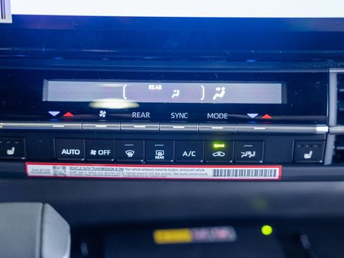 New 2026 Toyota Sienna XLE Woodland Edition image 23