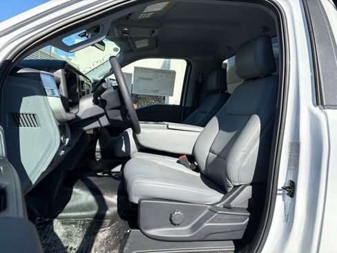 New 2026 Ford F600 4x4 Regular Cab Super Duty w/ XL Chrome Package image 30