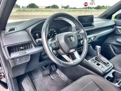 Used 2024 Honda CR-V Sport image 15