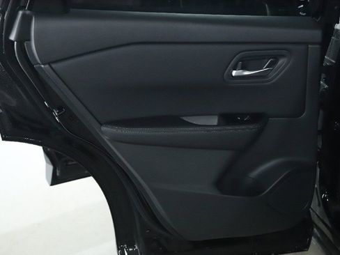 Certified 2026 Nissan Rogue SV image 13